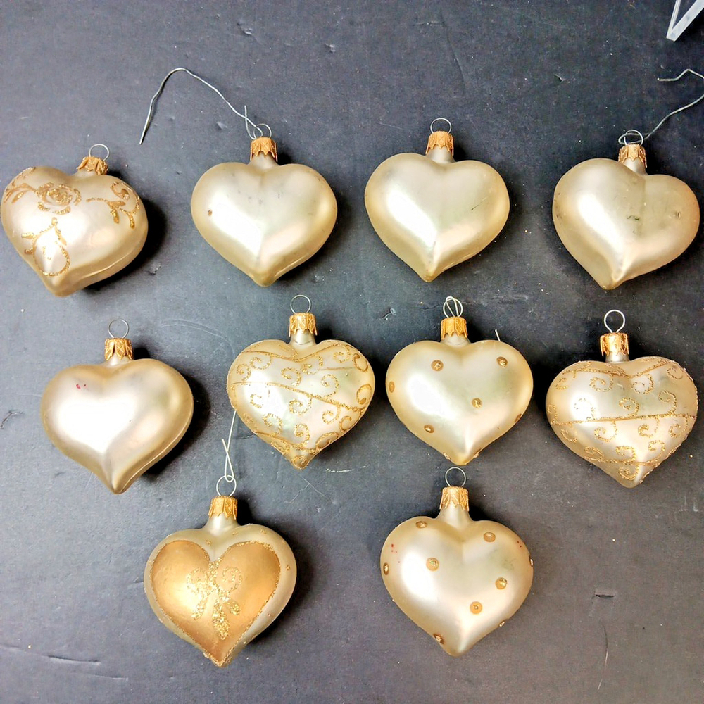 Vintage Colombia Hand Blown Heart Shaped Glass 10pcs Christmas Ornaments WOW!!!